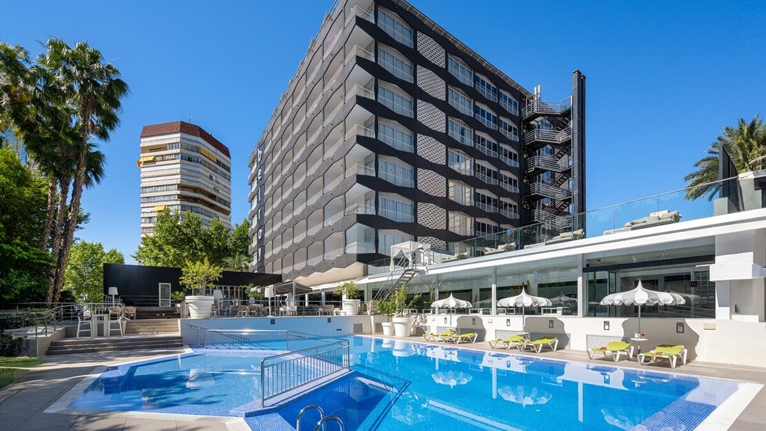 Belroy Hotel & Apartmentos